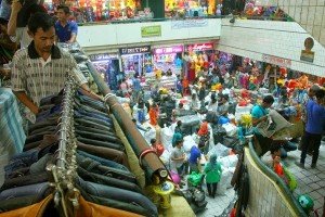 Tips Berjualan di Pusat Grosiran Surabaya Online